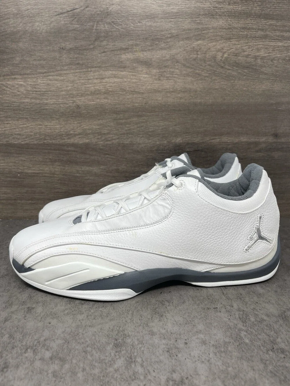 Air Jordan Team Concept Low Sneakers Mens Size 13 White Silver Lot 313365-101